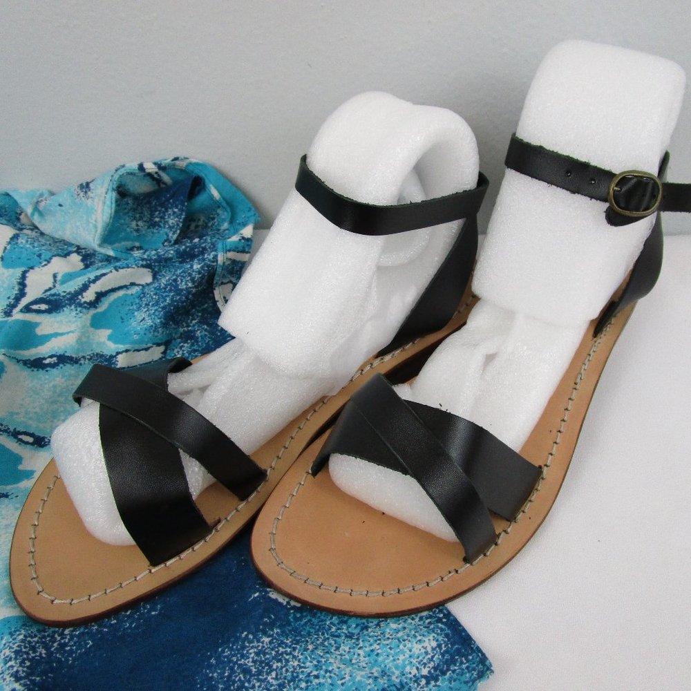 Otisopse Made In Italy Black Leather Flat Sandals